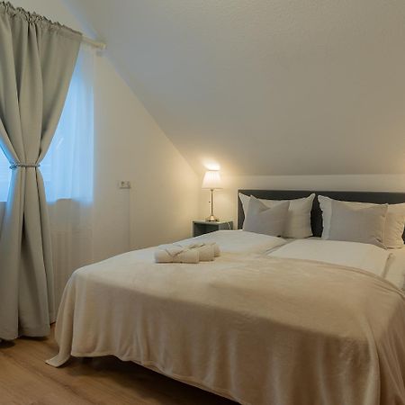 Epa Apartment - France Style روست المظهر الخارجي الصورة